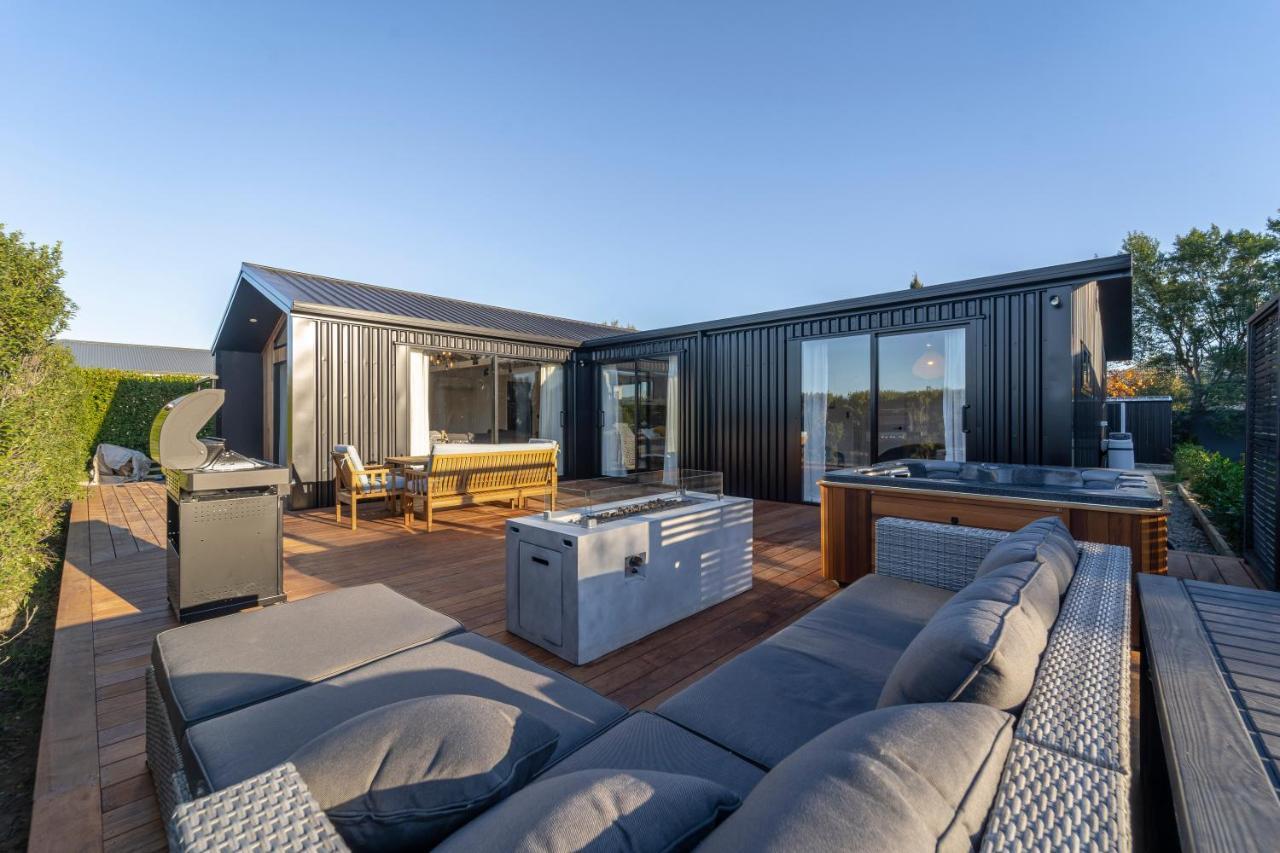 Black Barn Modern: Luxe Martinborough Escape מראה חיצוני תמונה